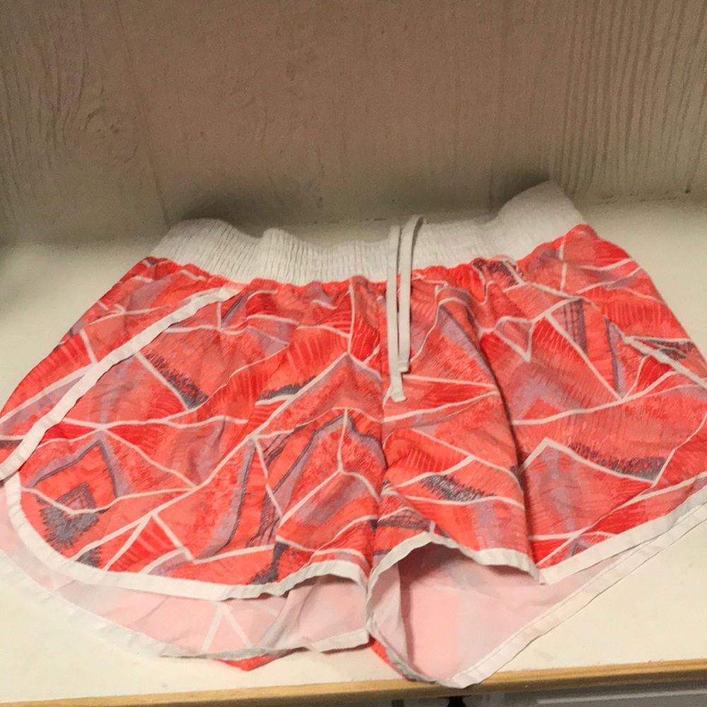 2 pairs of athletic shorts, size M